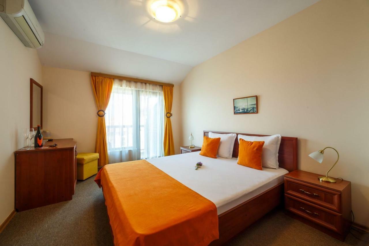 Hotel Albatros Old Town Sozopol Ngoại thất bức ảnh